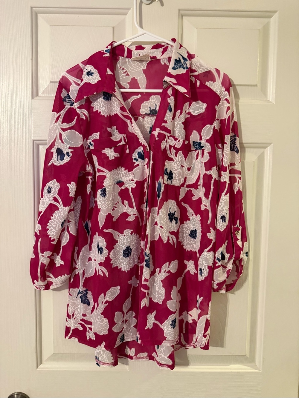 Ember Fuchsia Floral Button-Up Blouse - size M